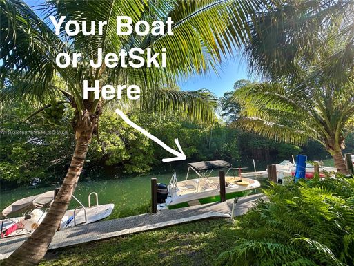 1860 Venice Park Dr # 105, North Miami FL 33181