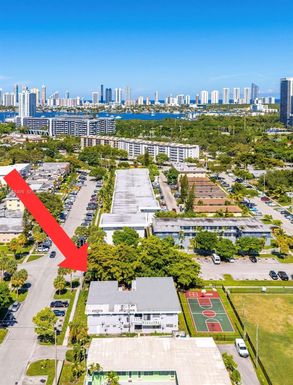 16890 NE 21st Ave # 10, North Miami Beach FL 33162