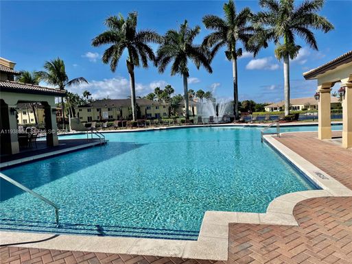 3395 NE 9th Dr # 102, Homestead FL 33033