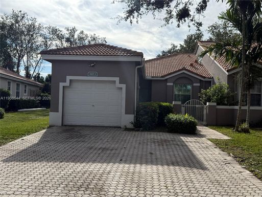 7420 S Aragon Blvd # 1, Sunrise FL 33313