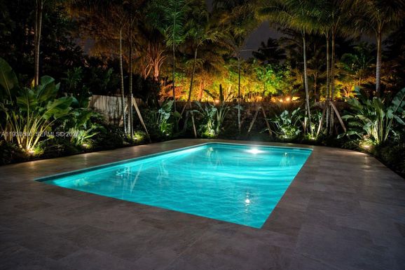 3540 NE 28th Ave, Lighthouse Point FL 33064