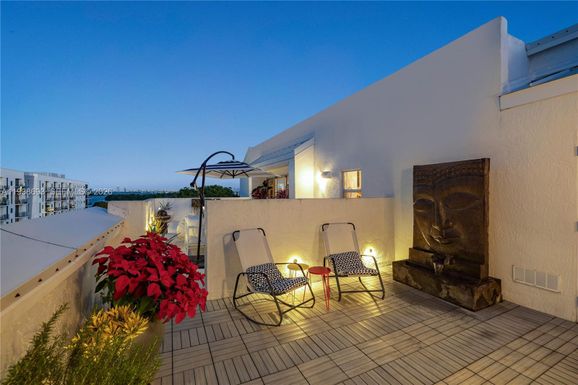 680 NE 64th St, Miami FL 33138