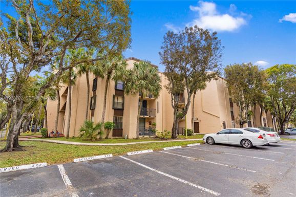 14301 N Kendall Dr # 107B, Miami FL 33186