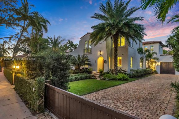 1311 Alhambra Cir, Coral Gables FL 33134