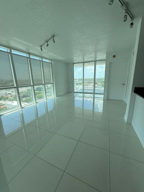 1871 NW S River Dr # 1503, Miami FL 33125