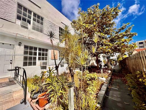 6940 Bay Dr # 7, Miami Beach FL 33141