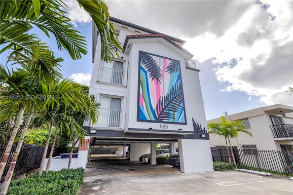 520 SW 5th St # 303, Miami FL 33130