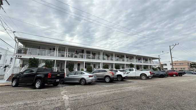 330 74th St # 16, Miami Beach FL 33141