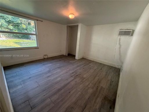 1XX0 SW 2X Ave # D, Fort Lauderdale FL 33312