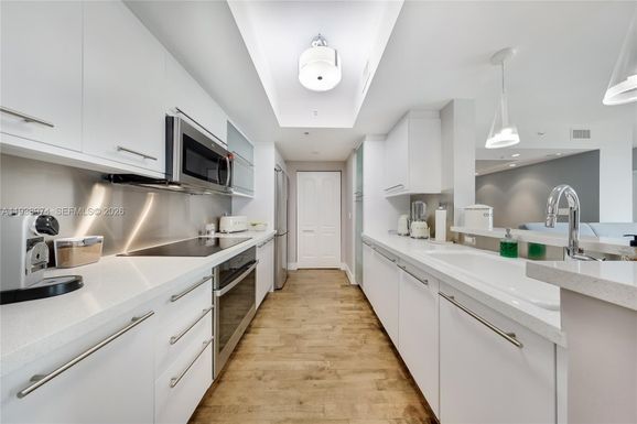 110 Washington Ave # 2606, Miami Beach FL 33139