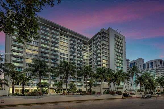1200 West Ave # 207, Miami Beach FL 33139