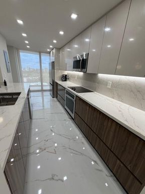 19707 Turnberry Way # 20L, Aventura FL 33180