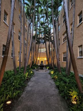 1255 Pennsylvania Ave # 311, Miami Beach FL 33139