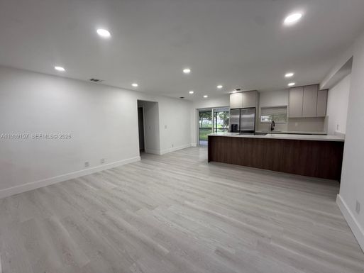 5023 SW 93rd Ave, Cooper City FL 33328