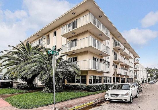 1420 Pennsylvania Ave # 210, Miami Beach FL 33139