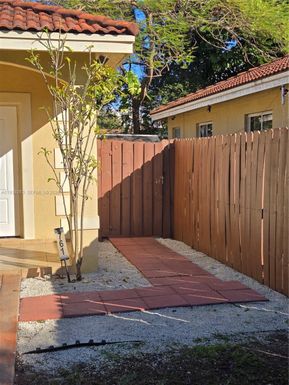 761 NW 24th Ct # 761, Miami FL 33125