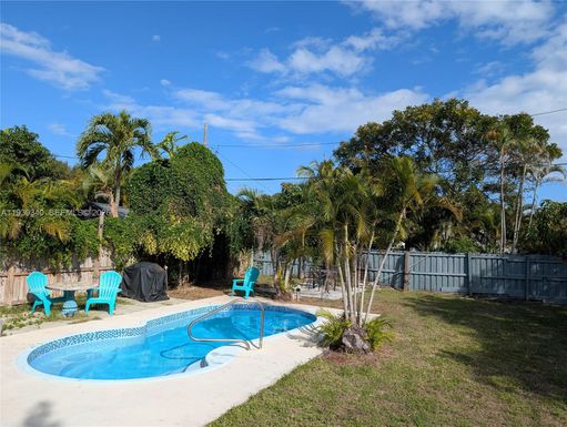 311 SW 2nd Ave # 311, Dania Beach FL 33004