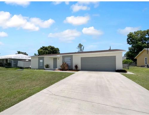 1541 SW CURRY ST # 1541, Port St. Lucie FL 34983
