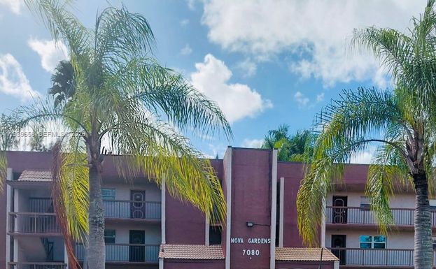 7080 Nova Dr # 306B, Davie FL 33317