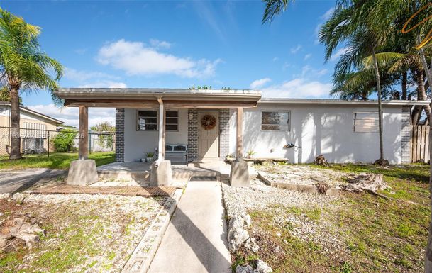 11431 SW 193rd Ter, Miami FL 33157
