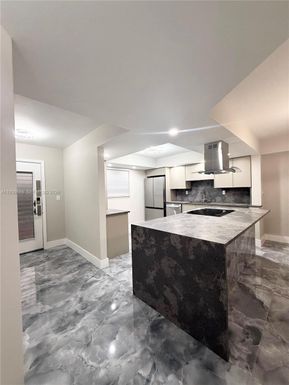 4930 E Sabal Palm Blvd # 206, Tamarac FL 33319