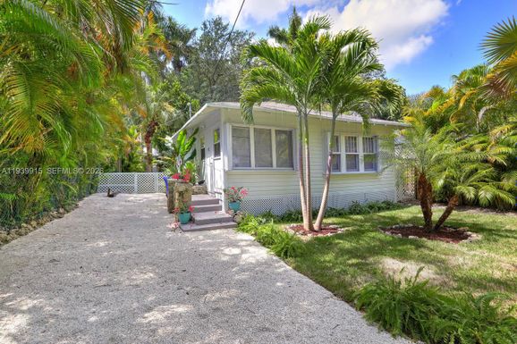 3660 Poinciana Ave, Coconut Grove FL 33133