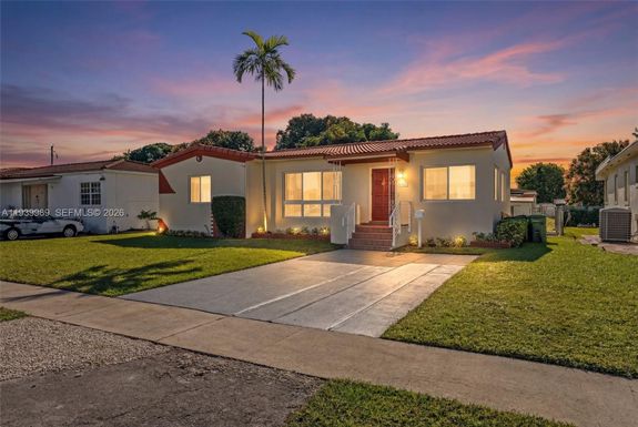 40 W 58th St, Hialeah FL 33012