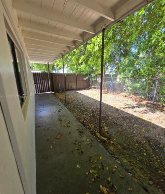 3981 SW 12th Pl # 2, Fort Lauderdale FL 33312