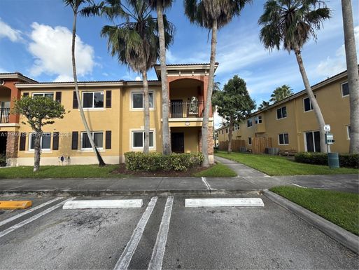 935 NE 33rd Terr # 104, Homestead FL 33033