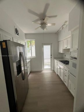 3921 N Meridian Ave # 1A, Miami Beach FL 33140