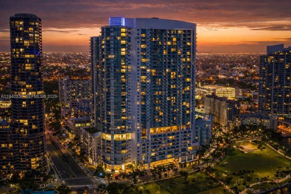 1800 N Bayshore Dr # 2006, Miami FL 33132