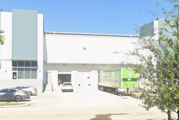 14001 NW 112th Ave, Hialeah Gardens FL 33018