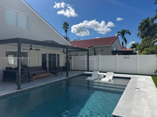 3321 SW 51st St, Hollywood FL 33312