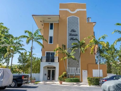 555 E Dania Beach Blvd # 5, Dania Beach FL 33004