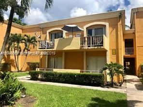 17911 NW 68th Ave # M103, Hialeah FL 33015