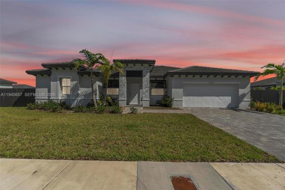 17029 SW 292nd St, Homestead FL 33030