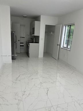 625 SW 5th Ave # 10, Miami FL 33130