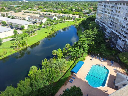 4001 Hillcrest Dr # 509, Hollywood FL 33021