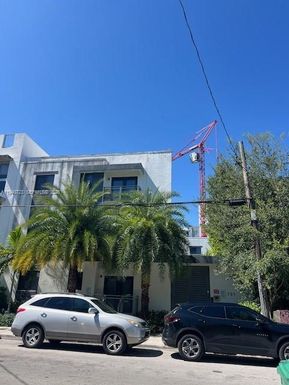 751 NW 1st St # 103, Miami FL 33128
