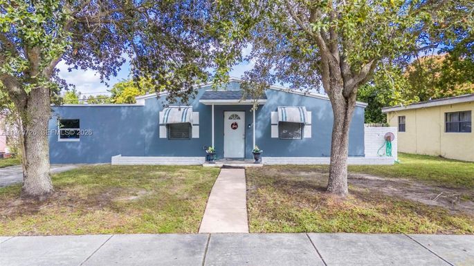 4441 SW 33rd Dr, West Park FL 33023