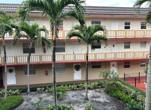 4655 Palm Ave # 327, Hialeah FL 33012