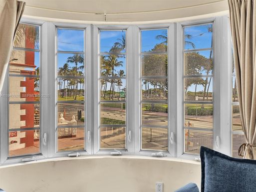 530 Ocean Dr # 104A, Miami Beach FL 33139