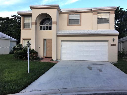 9316 NW 8th Cir, Plantation FL 33324