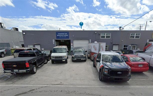 1750 W 32nd Pl, Hialeah FL 33012