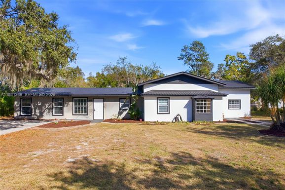2124 Gardenview Road, Sebring FL 33870