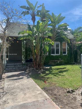126 N 48th St, Miami FL 33127