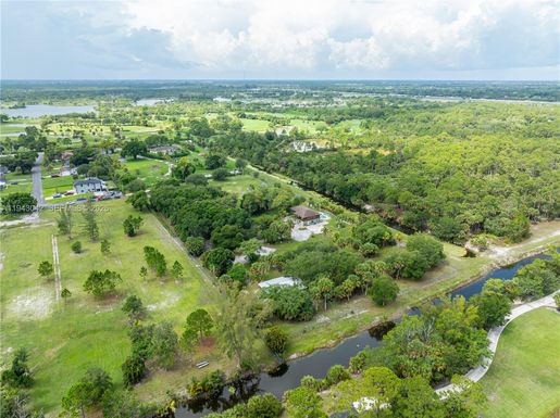 576 Marshall Rd, West Palm Beach FL 33413