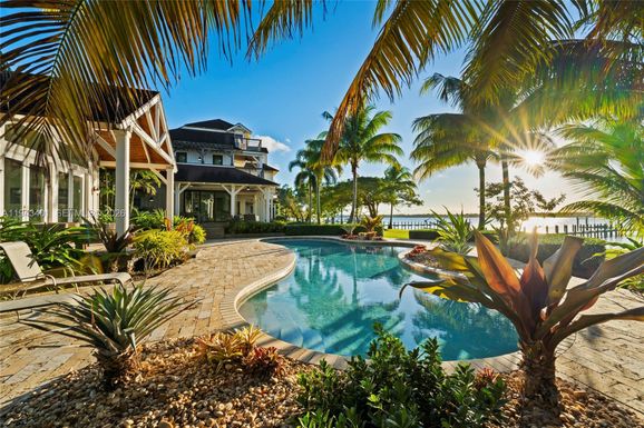 1890 NW River Trl, Stuart FL 34994