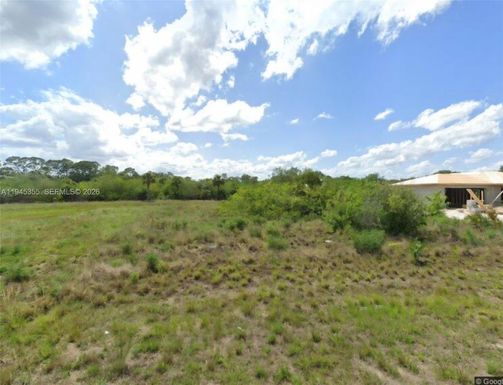 210 Moonlight Lane, Other City - In The State Of Florida FL 33935