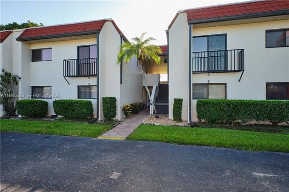 4728 ORANGE GROVE BLVD # 3, Fort Myers FL 33903